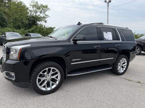 Used 2019 GMC Yukon Denali AWD/4WD image 3