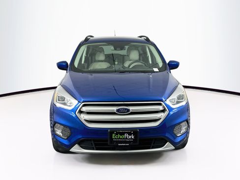 Used 2019 Ford Escape SEL FWD image 2