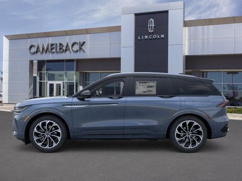 New 2026 Lincoln Nautilus Reserve AWD/4WD image 3