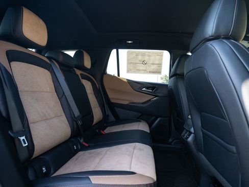 New 2026 Chevrolet Equinox ACTIV w/ LPO, Floor Liner Package image 16