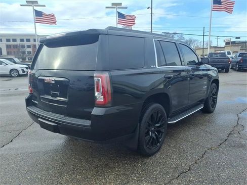 Used 2016 GMC Yukon SLE w/ HD Trailering Package image 5