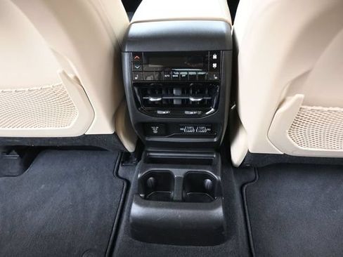 Used 2021 Jeep Grand Cherokee L Limited RWD image 27