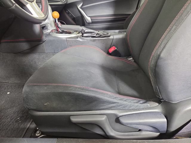 Used 2016 Scion FR-S RWD image 27