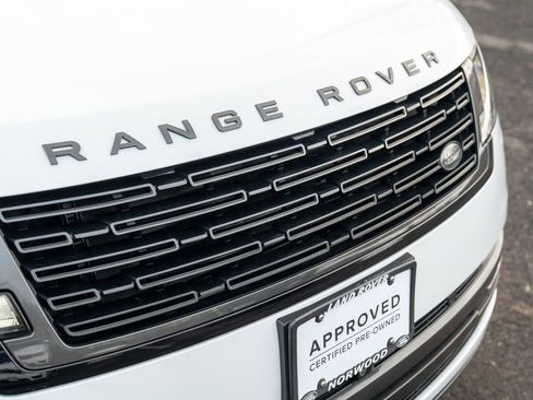 Used 2023 Land Rover Range Rover Long Wheelbase Autobiography image 16