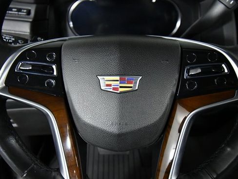 Used 2019 Cadillac Escalade ESV Premium Luxury image 9