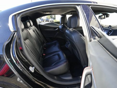 Used 2015 Maserati Ghibli S Q4 image 19