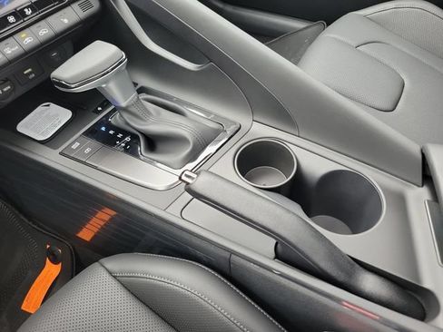 New 2026 Hyundai Elantra SEL Sport FWD image 16