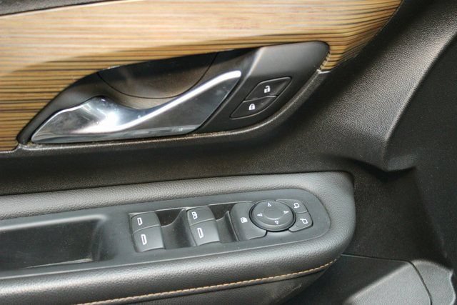 Used 2019 GMC Terrain SLE w/ Driver Convenience Package AWD/4WD image 18