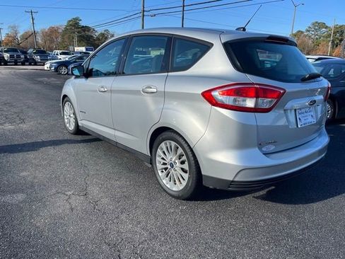 Used 2018 Ford C-MAX SE image 5