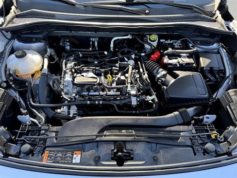 Used 2022 Ford Escape SE w/ Cold Weather Package image 9