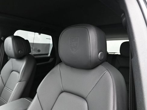 New 2026 Porsche Cayenne S AWD/4WD image 16