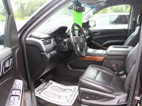 Used 2018 Chevrolet Tahoe Premier AWD/4WD image 4
