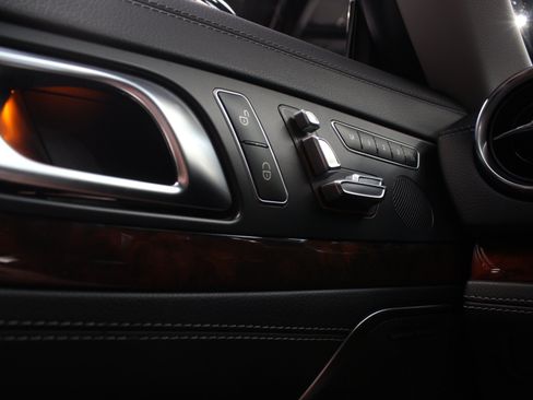 Used 2019 Mercedes-Benz SL 450 w/ Premium Package image 42