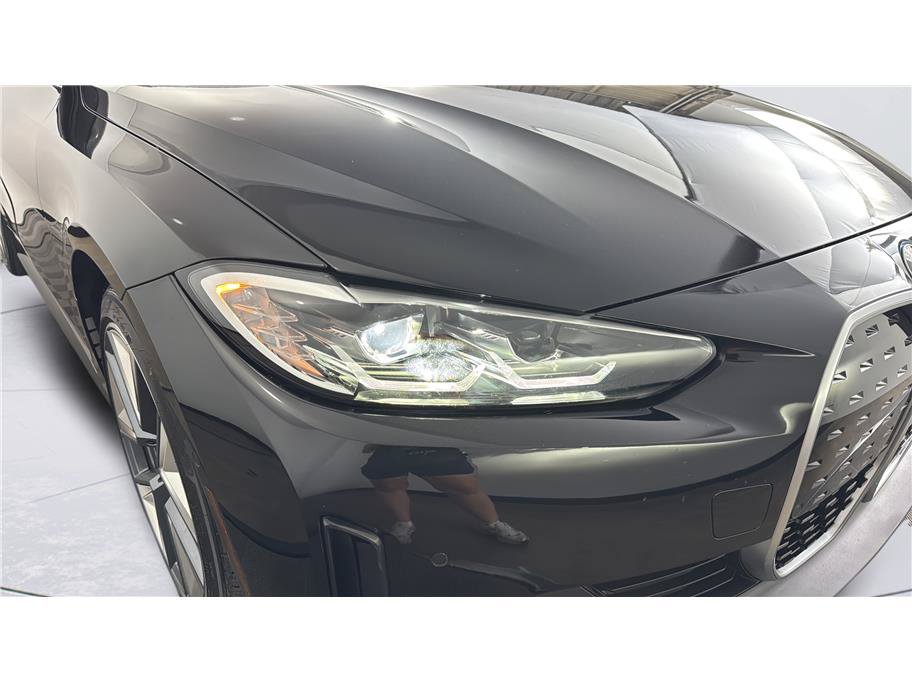 Used 2023 BMW i4 eDrive40 RWD image 33