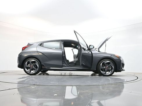 Used 2020 Hyundai Veloster Turbo FWD image 41