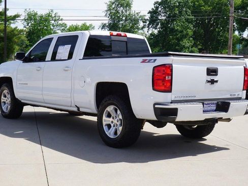 Used 2017 Chevrolet Silverado 1500 LT w/ True North Edition AWD/4WD image 5
