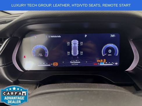 Used 2023 Jeep Grand Cherokee Limited w/ Luxury Tech Group II AWD/4WD image 12