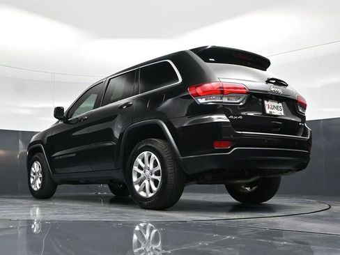 Certified 2022 Jeep Grand Cherokee Laredo E AWD/4WD image 55