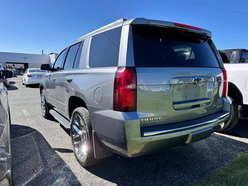 Used 2019 Chevrolet Tahoe Premier AWD/4WD image 3