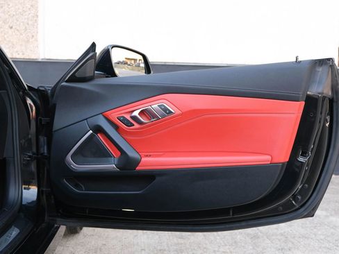 Used 2019 BMW Z4 sDrive30i image 34