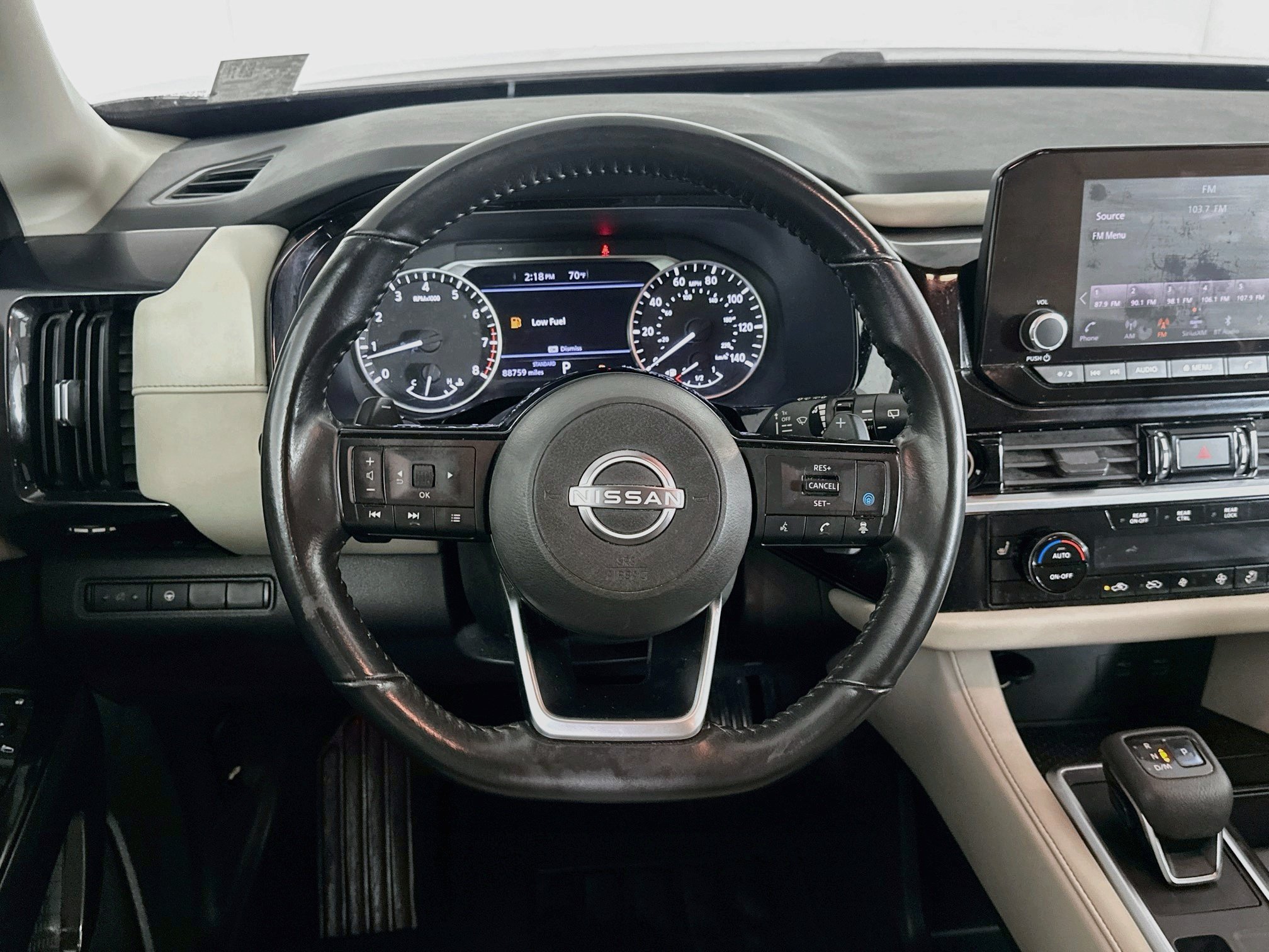 Used 2022 Nissan Pathfinder SV FWD image 18