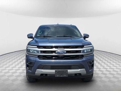 Used 2022 Ford Expedition Max XLT AWD/4WD image 3