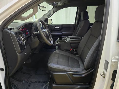 Used 2019 Chevrolet Silverado 1500 Custom w/ Custom Value Package image 20