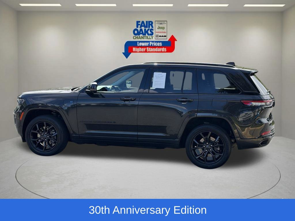 Used 2023 Jeep Grand Cherokee 30th Anniversary AWD/4WD image 11
