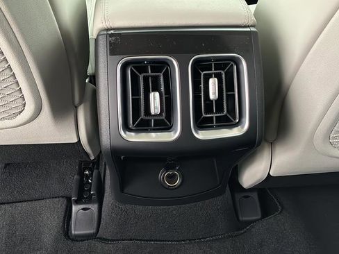 New 2026 Kia Sorento S image 16