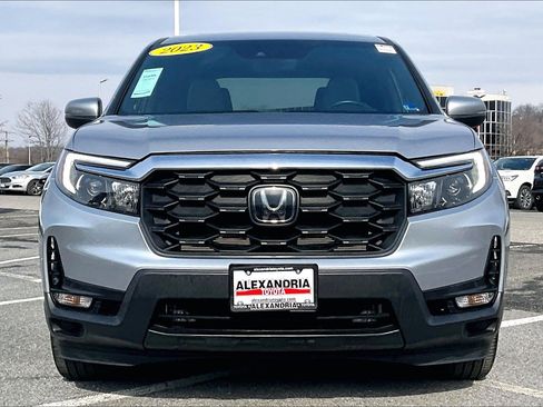 Used 2023 Honda Passport EX-L image 3