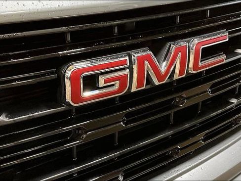 Used 2024 GMC Sierra 1500 Elevation image 33