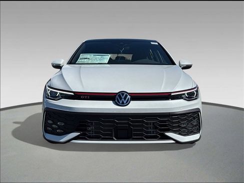 New 2025 Volkswagen GTI SE image 2