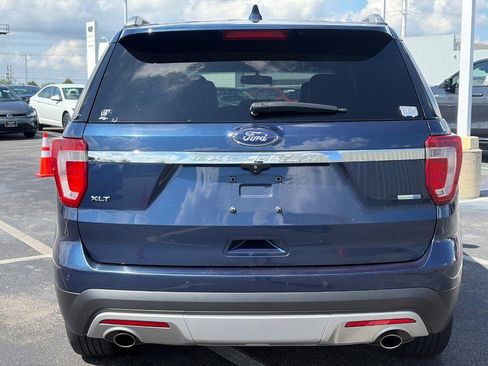 Used 2016 Ford Explorer XLT w/ Equipment Group 202A AWD/4WD image 3