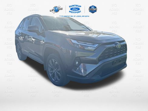 Used 2024 Toyota RAV4 XLE Premium AWD/4WD image 3