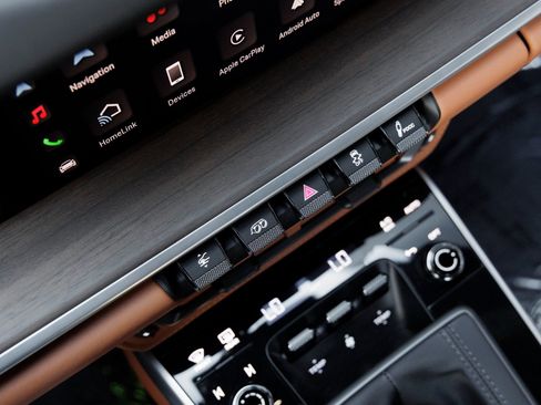 Certified 2023 Porsche 911 Sport Classic image 25