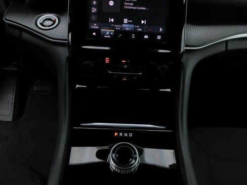 Used 2024 Jeep Grand Cherokee Laredo X w/ Luxury Tech Group I image 23