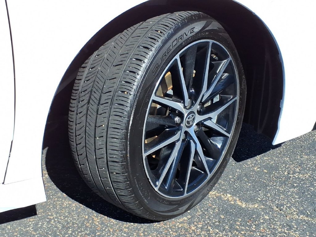 Used 2023 Toyota Camry SE FWD image 8