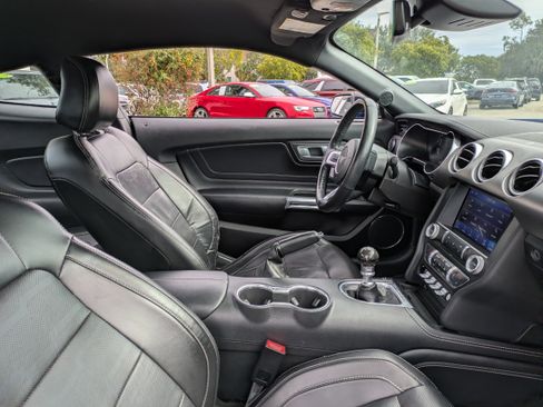 Used 2021 Ford Mustang GT Premium w/ Equipment Group 401A image 14