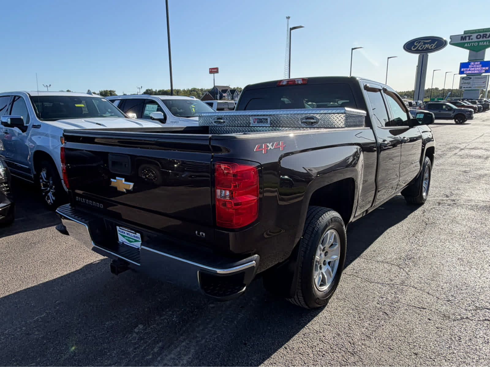 Used 2019 Chevrolet Silverado 1500 LT AWD/4WD image 5