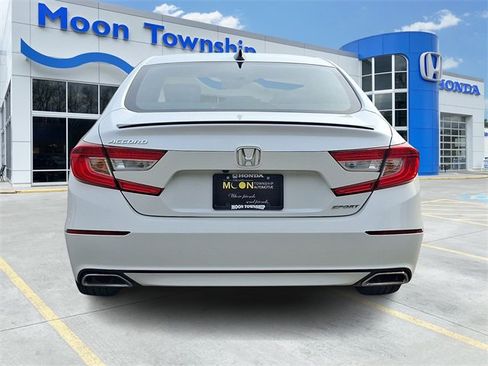 Used 2022 Honda Accord Sport image 5