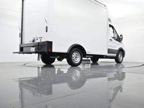 Certified 2024 Ford Transit 350 RWD image 31