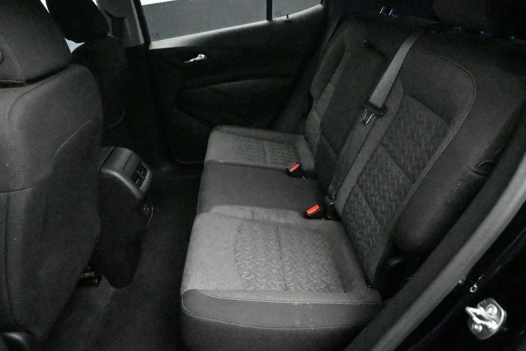 Used 2024 Chevrolet Equinox LT AWD/4WD image 13