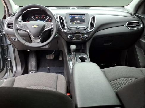Used 2024 Chevrolet Equinox LT w/ LPO, Floor Liner Package AWD/4WD image 13