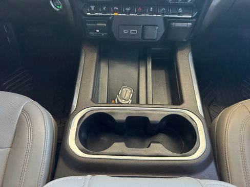 Used 2020 Chevrolet Silverado 2500 LTZ w/ LTZ Premium Package AWD/4WD image 30