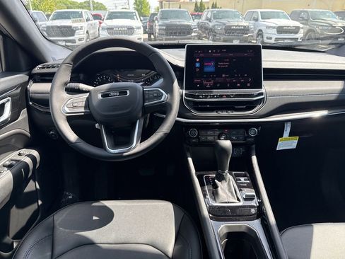New 2026 Jeep Compass Limited AWD/4WD image 17