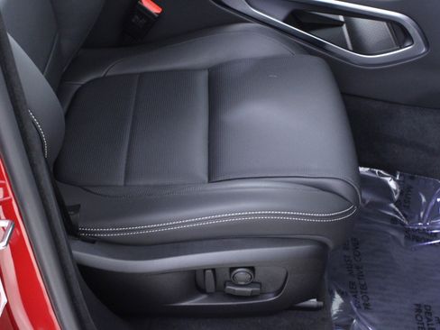 Used 2026 Jaguar F-PACE R-Dynamic S image 16