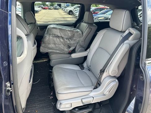 Used 2023 Honda Odyssey Elite image 16