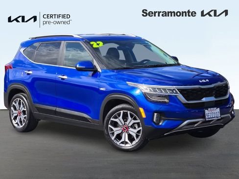 Certified 2022 Kia Seltos SX w/ Sunroof Package AWD/4WD image 1