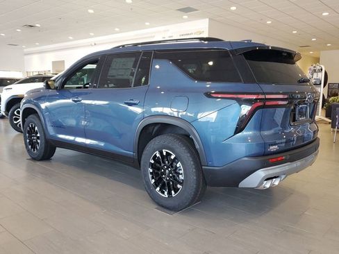 New 2026 Chevrolet Traverse Z71 w/ Enhanced Driving Package image 3