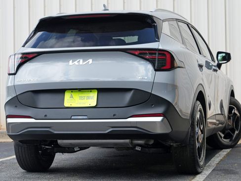 Used 2026 Kia Sportage EX AWD/4WD image 4